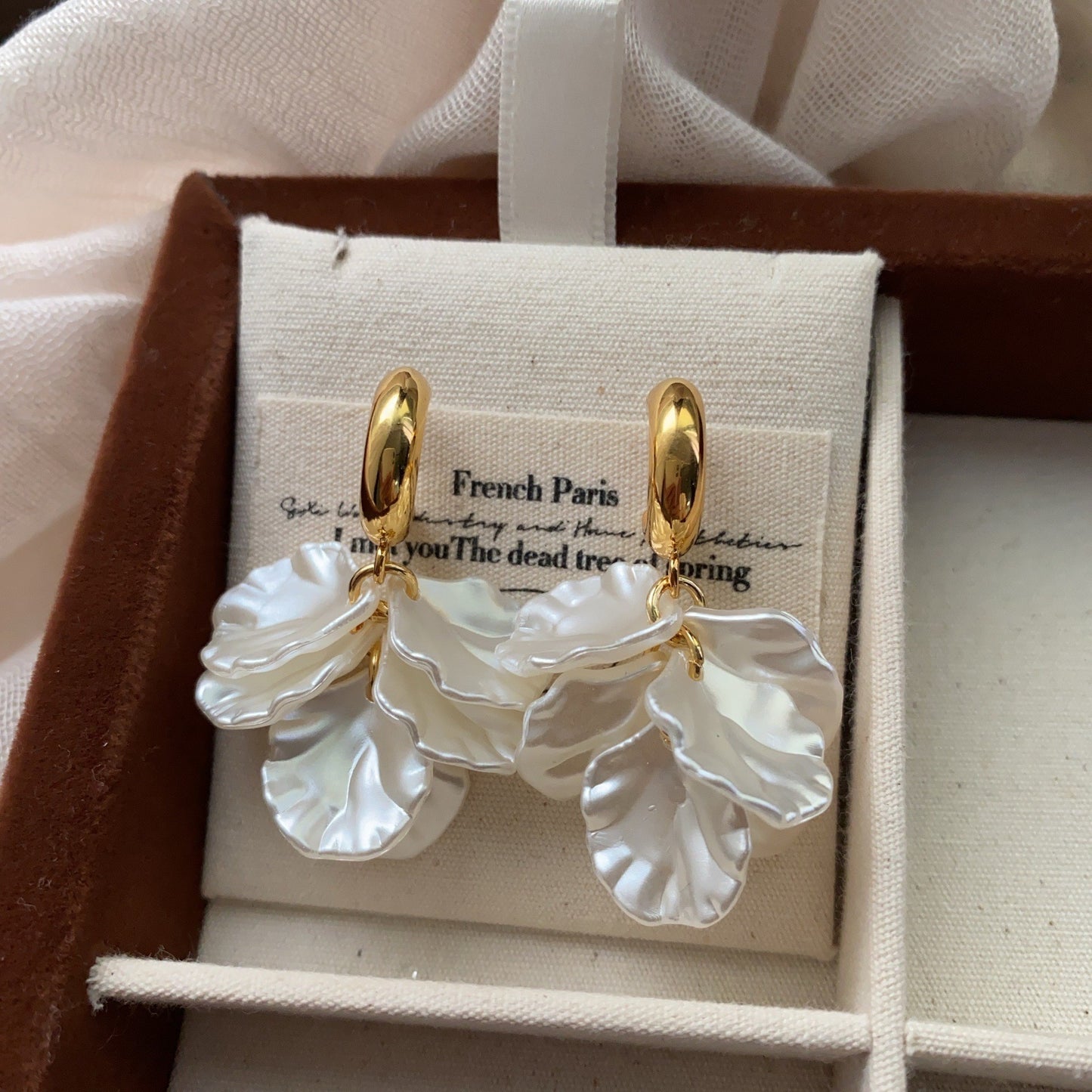 Flower Simple Elegance Retro Elegant Natural Soft Earrings