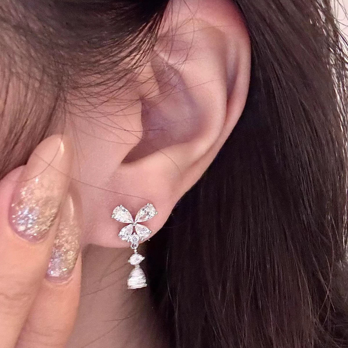 Women's Butterfly Light Luxury High-grade Sense Eardrop Rings