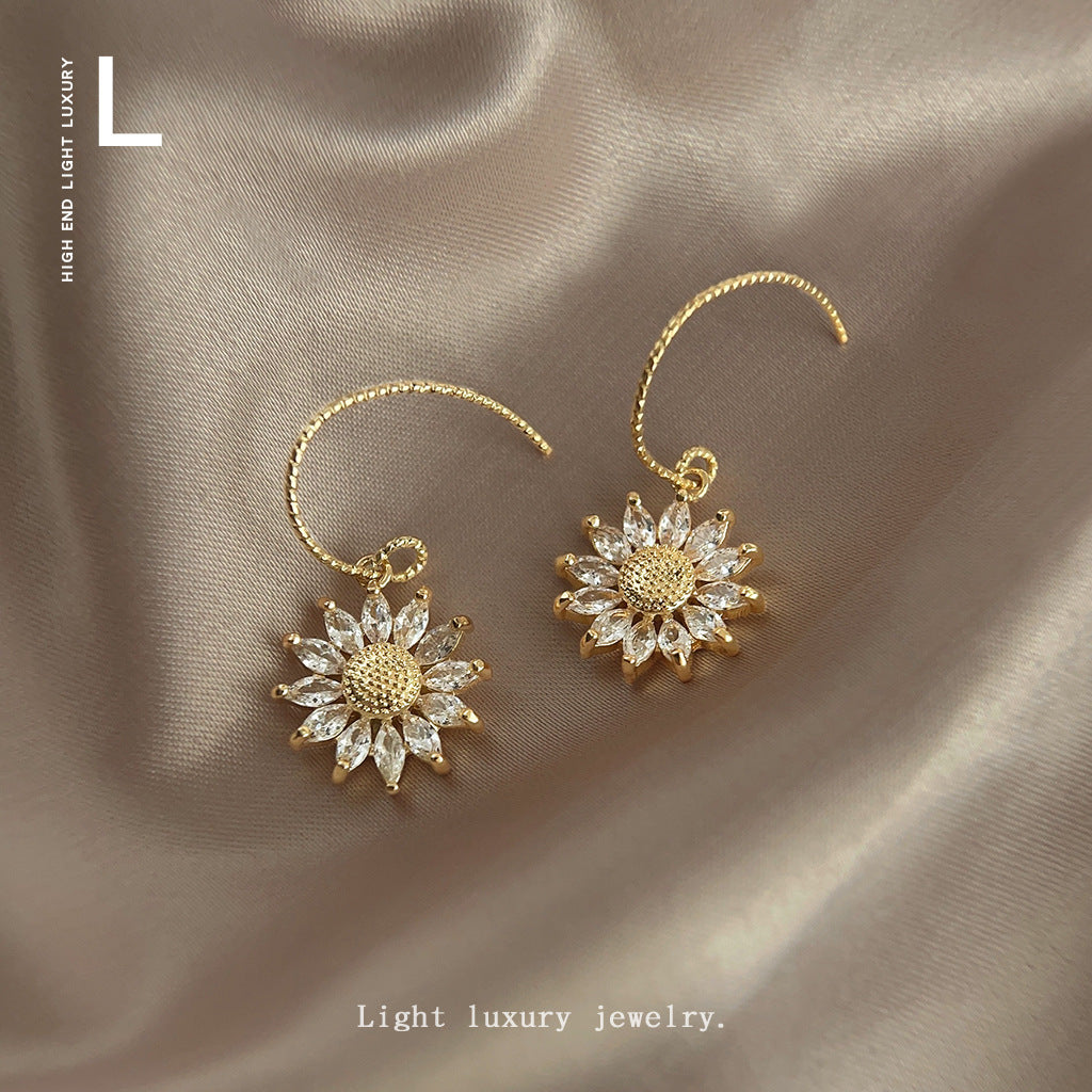 Micro Inlaid Zircon Sunflower Elegant Plated Simple Earrings