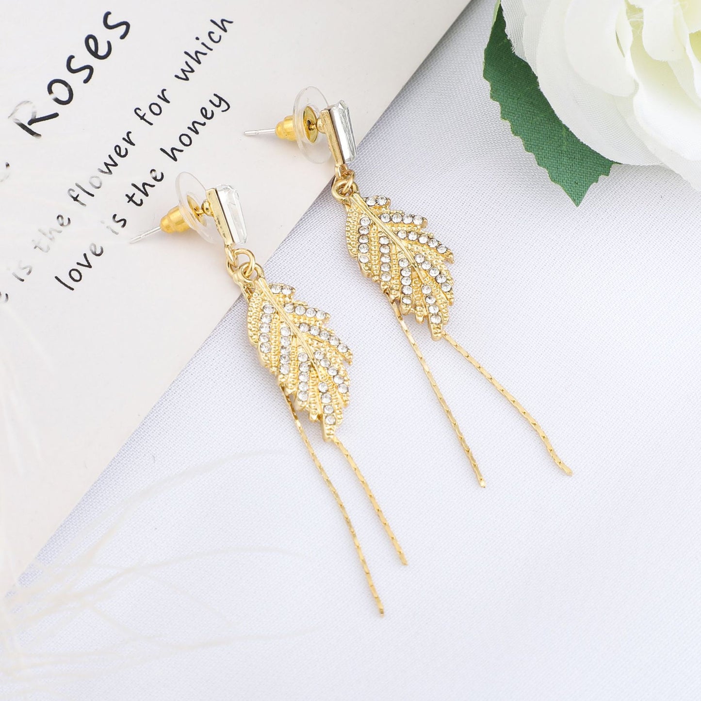 Sier Needle Elegant Golden Leaf Tassel Stud Earrings
