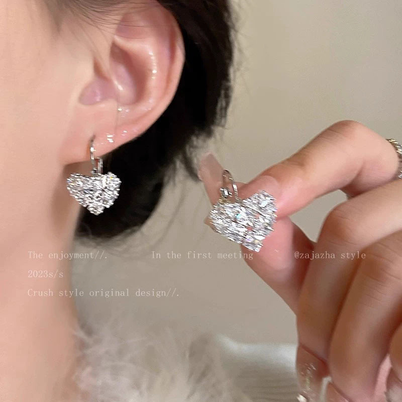 Women's Sier Needle Light Luxury Minority Pearl For Graceful Stud Earrings
