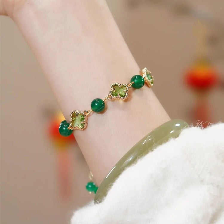 Chalcedony Four-leaf Clover Female Lucky Niche Bracelets