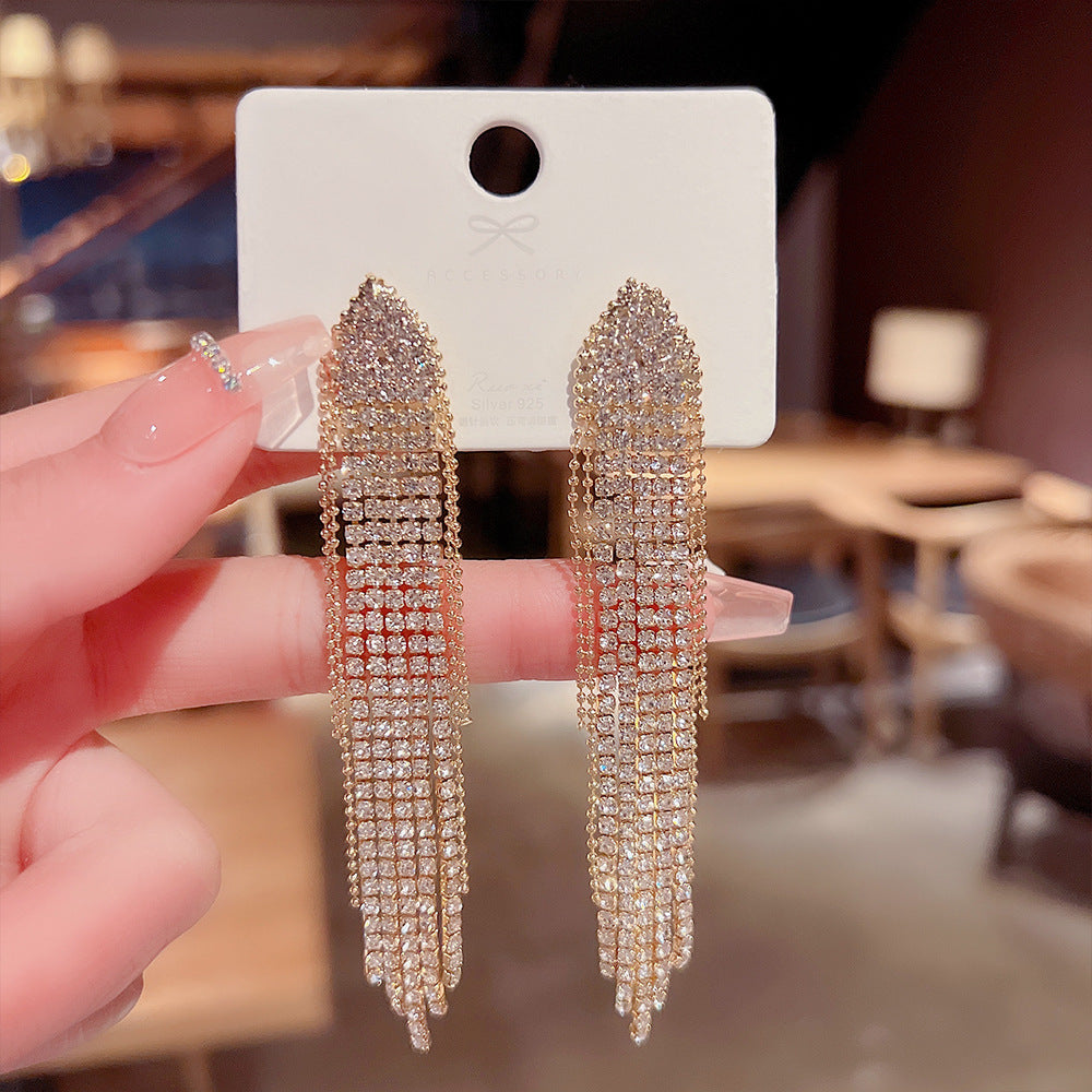 Women's Vintage Tassel Diamond High-grade Ear Minority Earrings