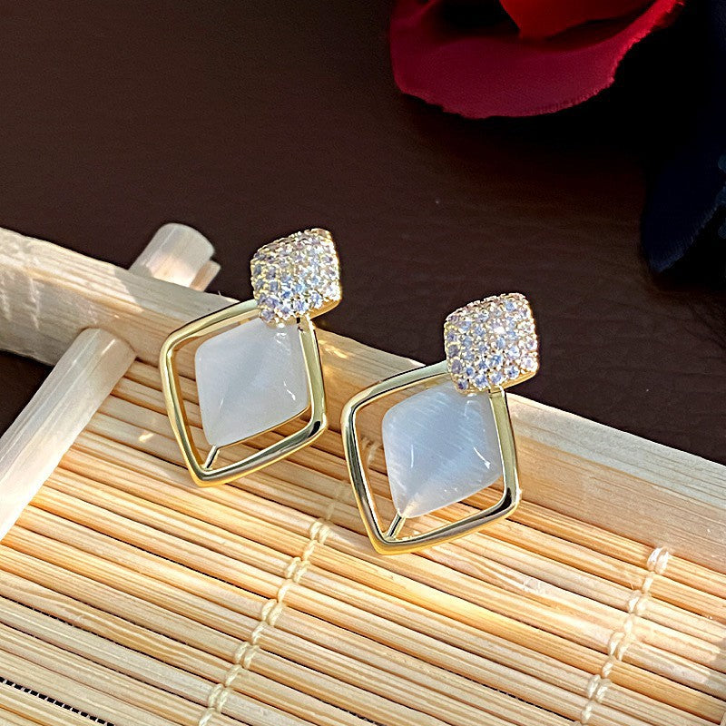 Lux Fashion Micro Inlaid Zircon Butterfly Long Earrings