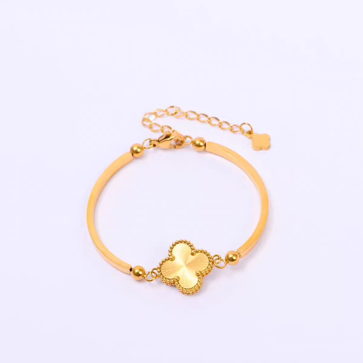 Women's Lucky Four-leaf Clover Fashion Trendy Get Necklaces