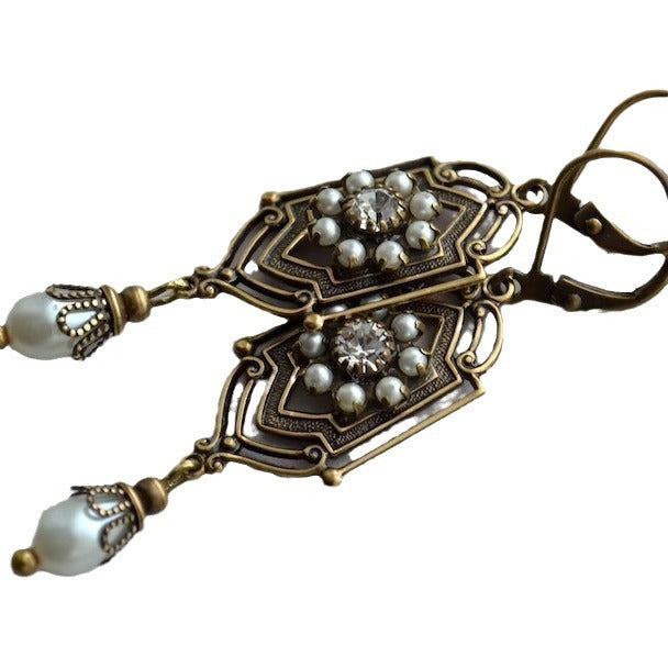 Fashion New Retro For Ladies Personalized Earrings