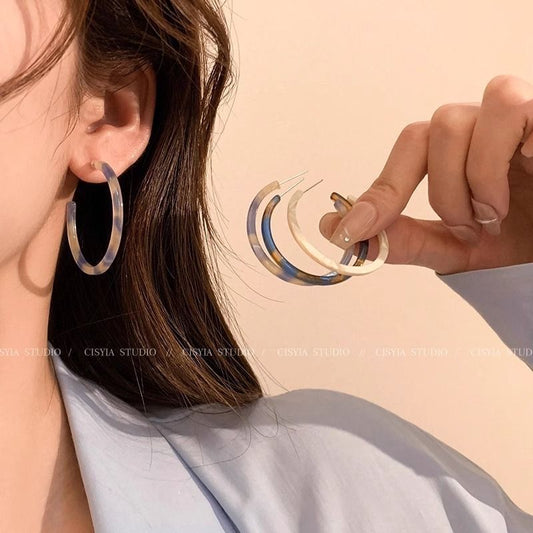 Simple Large Circle Female Ear Style Earrings