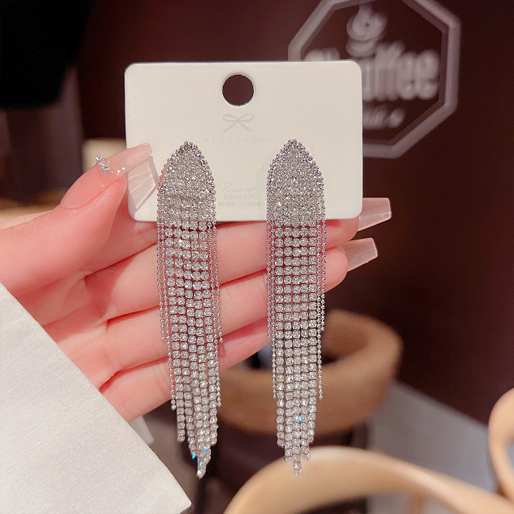 Women's Vintage Tassel Diamond High-grade Ear Minority Earrings