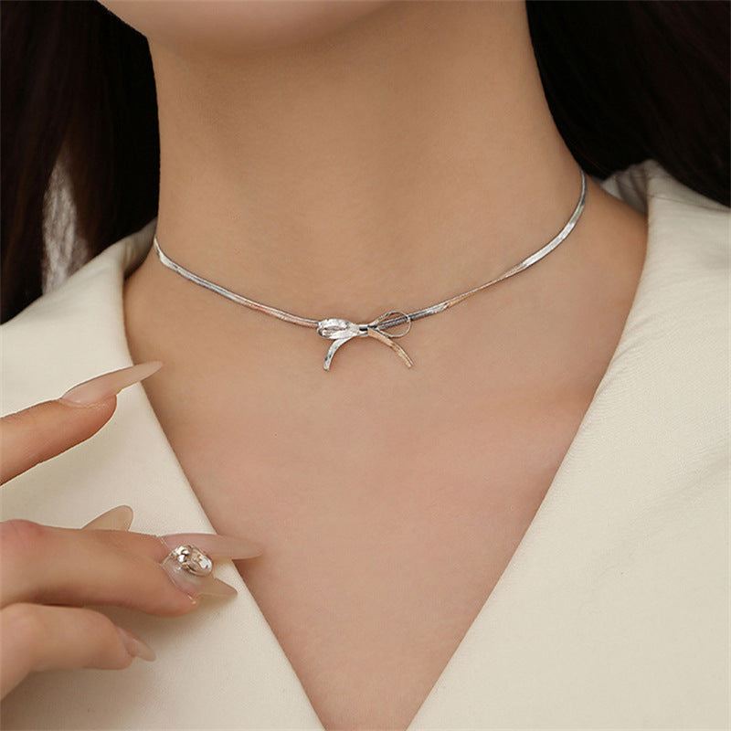 Women's Love Moon Crystal Simple Cold Style Versatile Necklaces