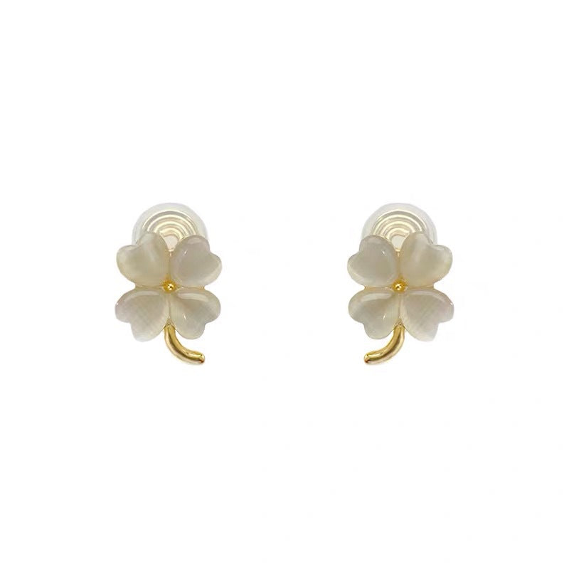 Women's Classic Opal Clover Commuter Exquisite Mosquito Coil Ear Clip Earrings