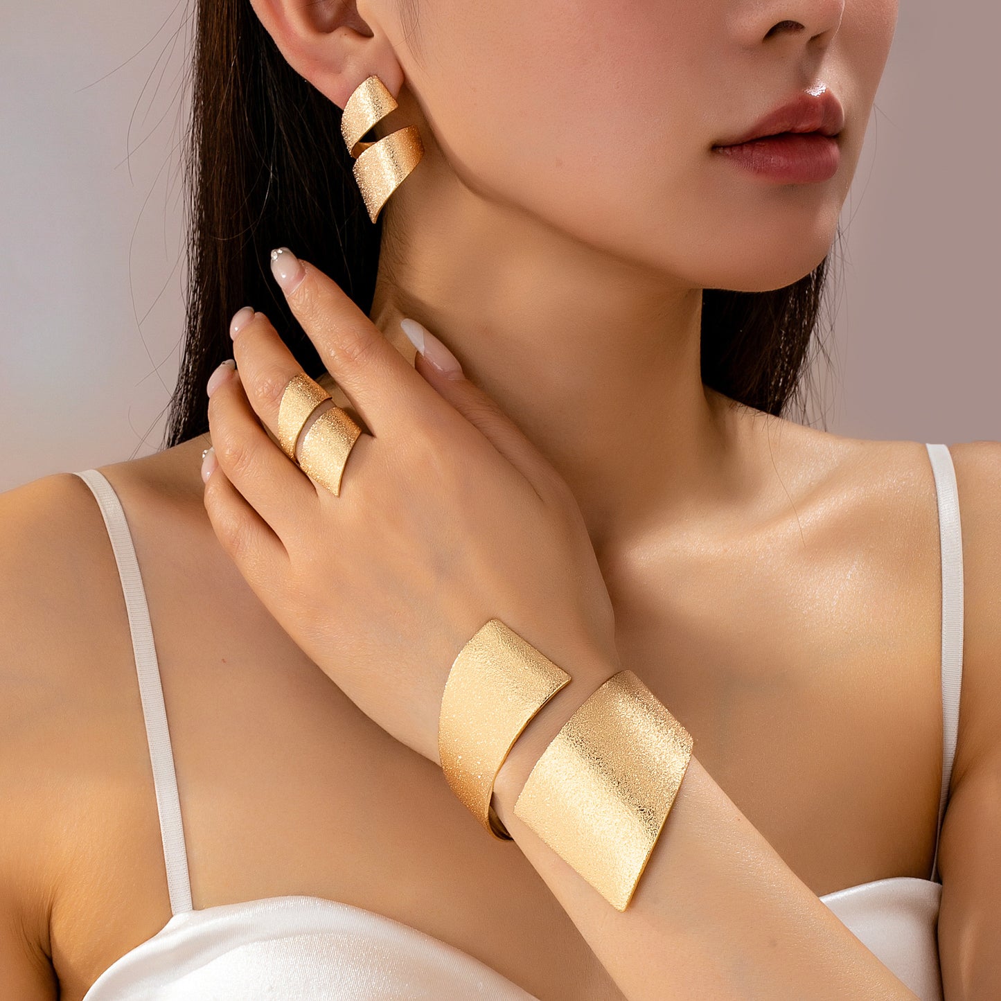 Cool Style Simple Metal Geometry Glossy Bracelet
