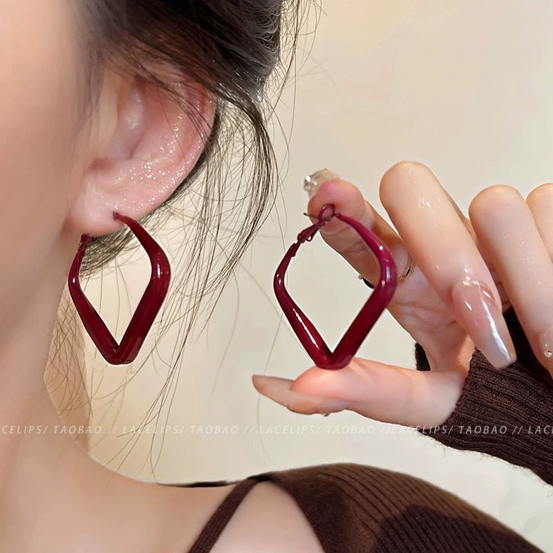 Women's Retro Style Red Ear Simple High-grade Earrings