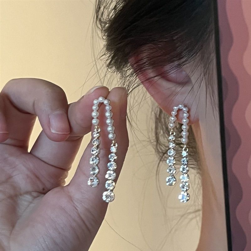 Women's Style Temperament Long Tassel For Banquet Super Shiny Earrings