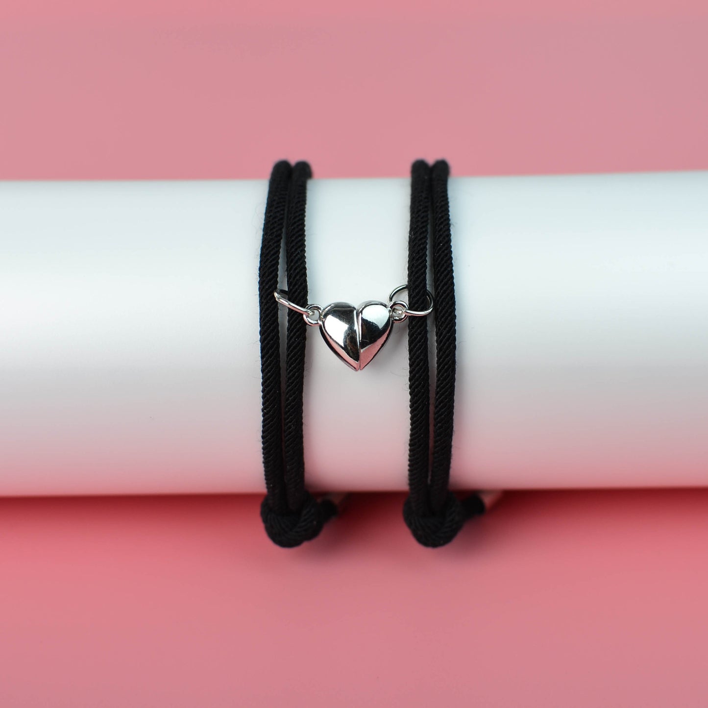 Couple Heart-shaped Pair Of Suction Milan Bracelets