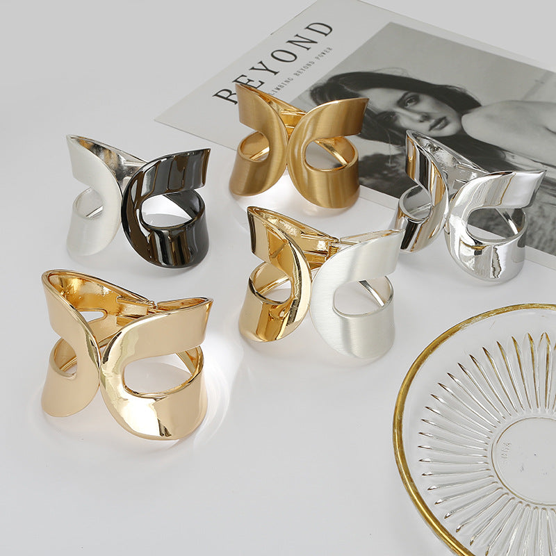 Large Glossy Hollow Zinc Alloy Female Personality Bracelets