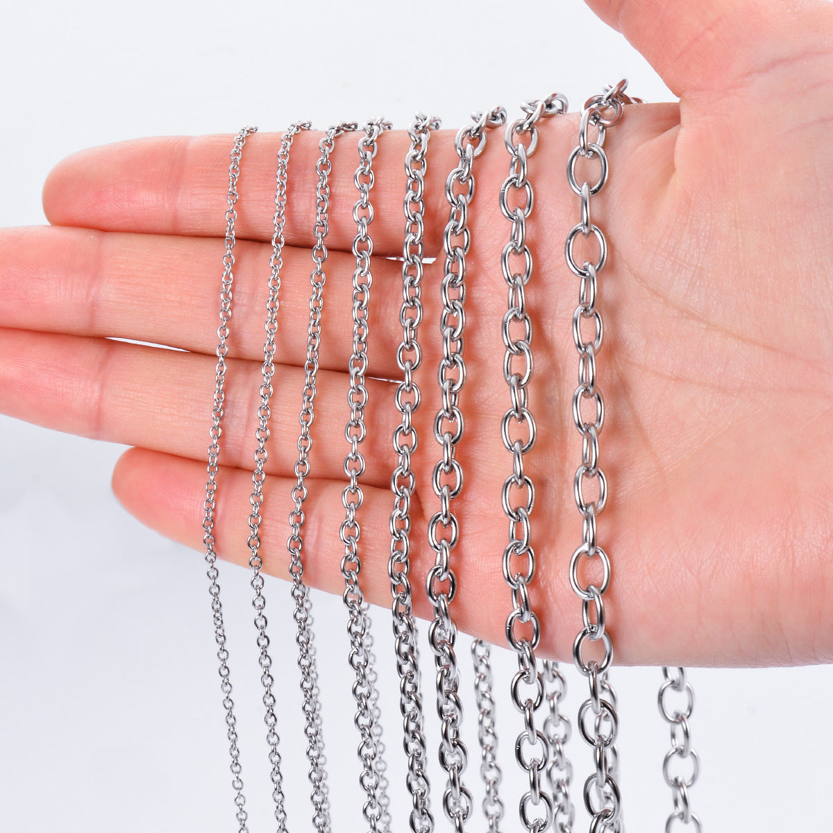 Simple Style Round Cross O-shaped Chain Necklaces