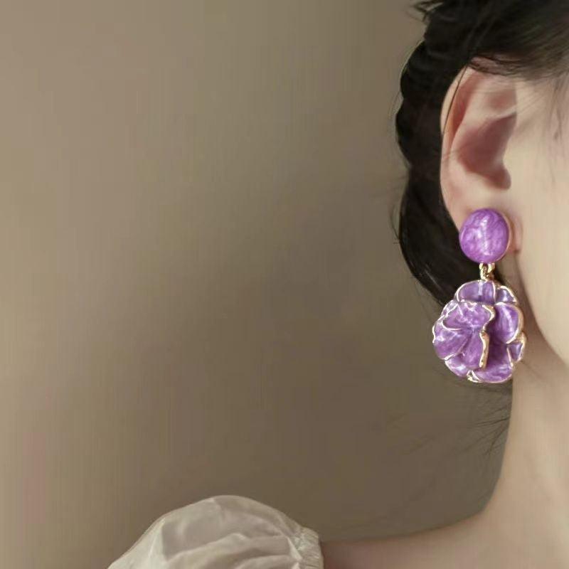 Sier Needle Resin Flower Tassel Mori Stud Earrings