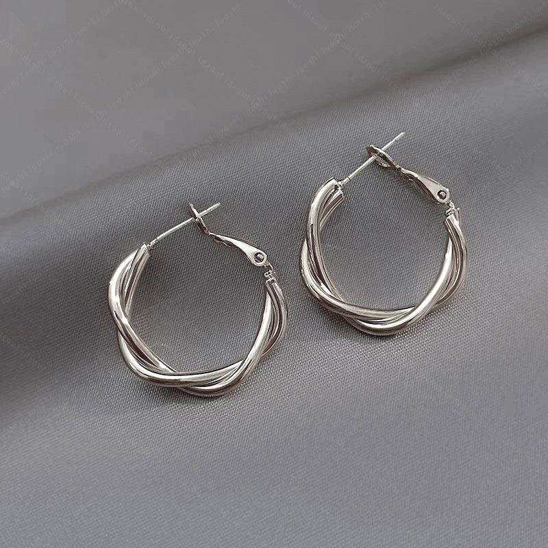 Women's Pigment Light Luxury High-grade Ear Niche Rings