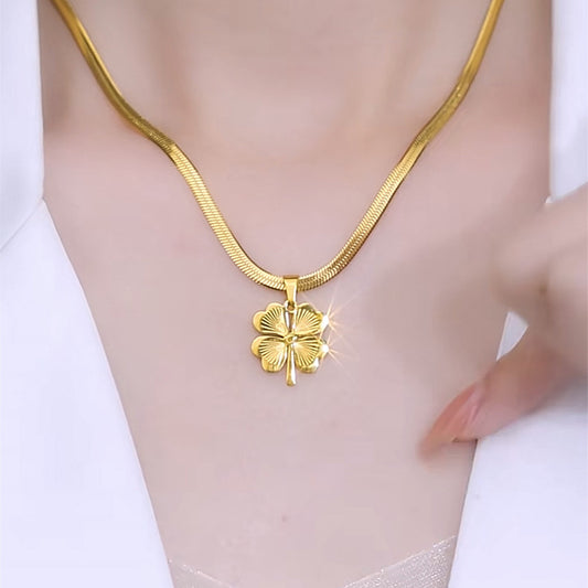 Luxury Minority Design Sense Four-leaf Flower Necklaces