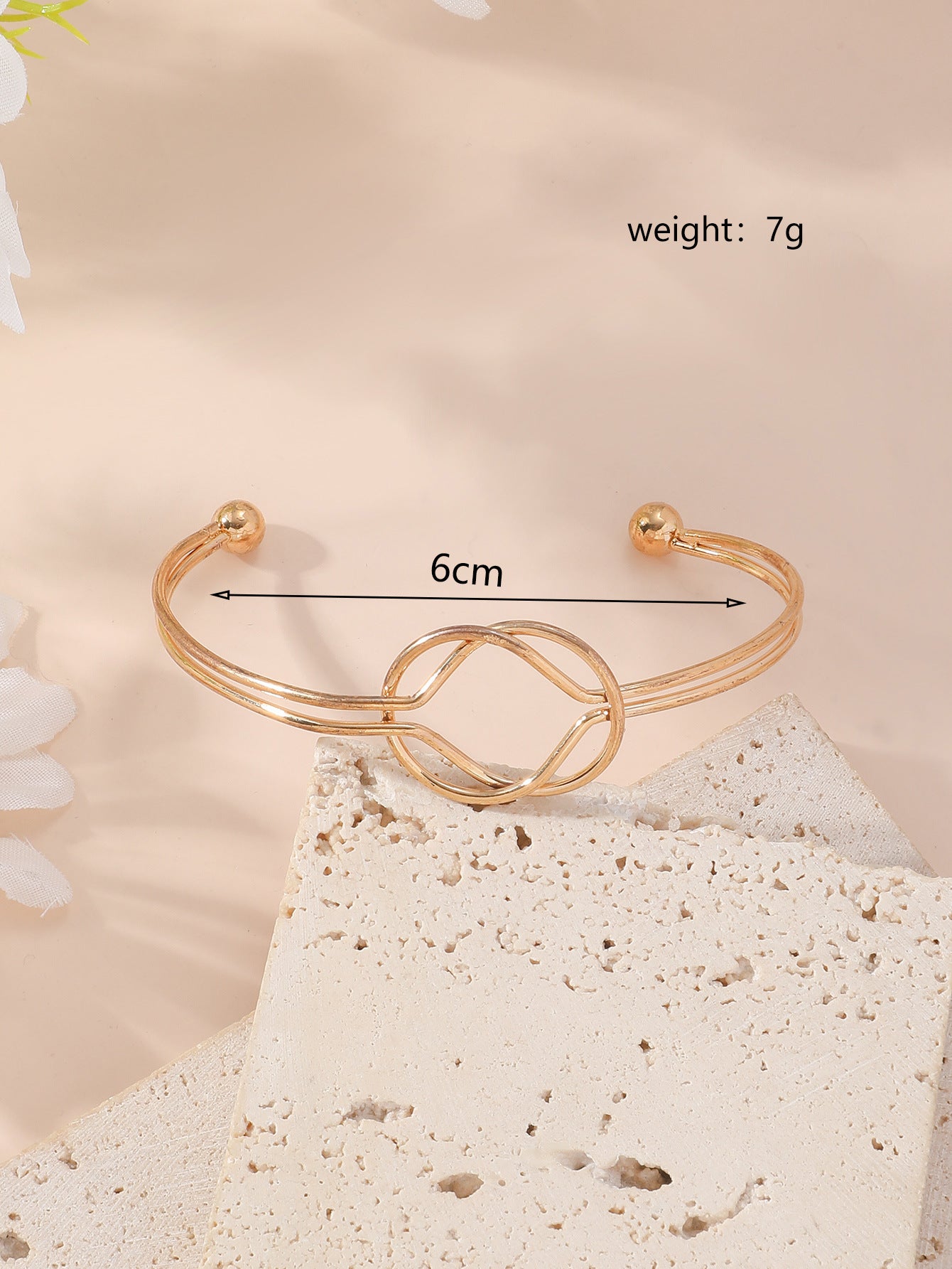 Winding Hollow Open-end High-grade Light Luxury Bracelets