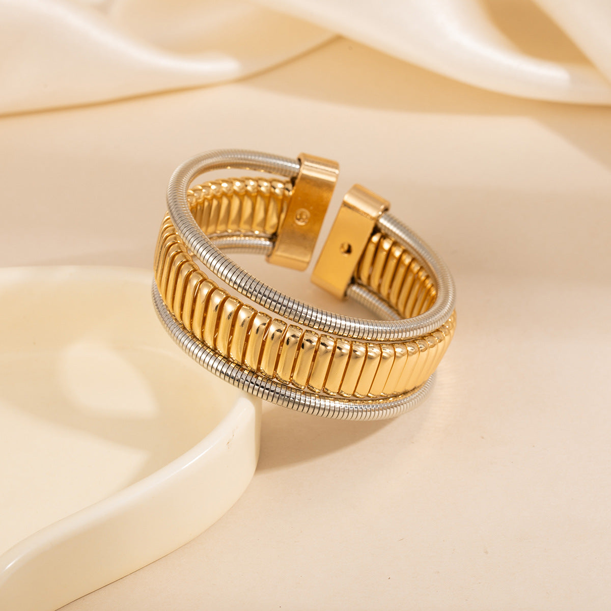 Women's Open-ended Exaggerated Personalized Winding Vertical Stripes Elastic Refreshing Bracelets