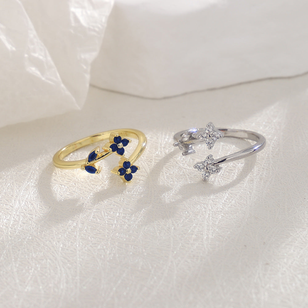 Four-leaf Clover Blue Diamond Small Lane Leaves Ring