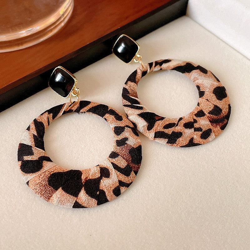 Sier Needle Simple Leopard Print Geometric Earrings