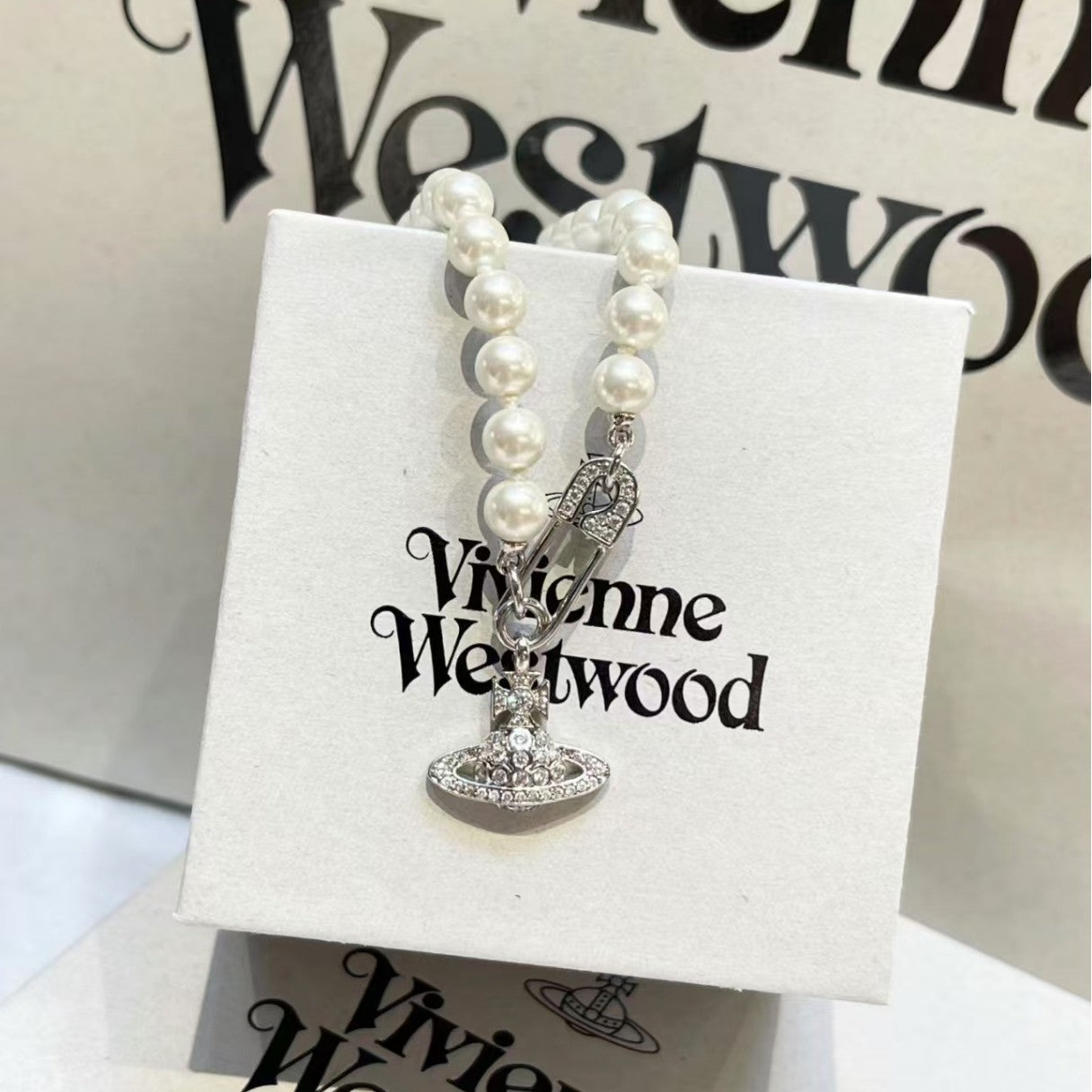 Women's Sterling Sier Classic Saturn Pearl Pin Necklaces