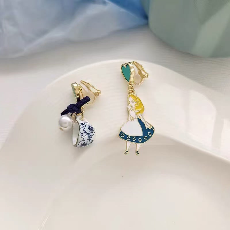 Princess On The Run Red Bow Stud Earrings
