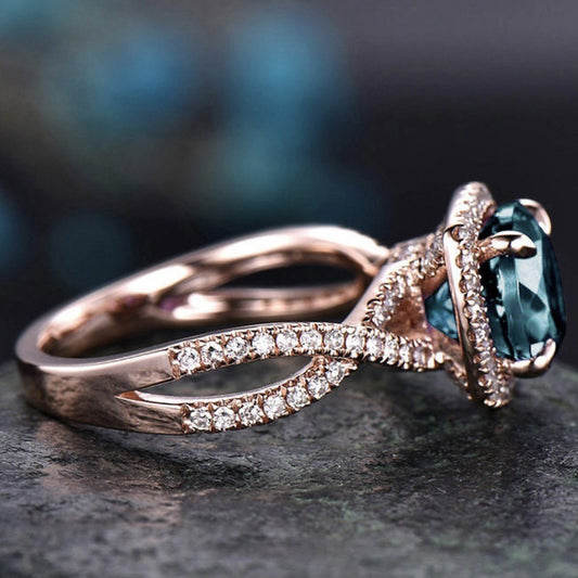 Women's Graceful Luxury Zircon Square Popular Rings