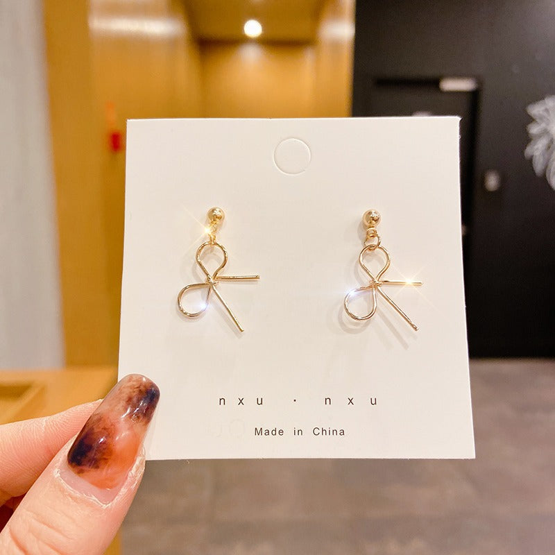 Women's Needle Korean Simple Niche Temperament Personalized Earrings