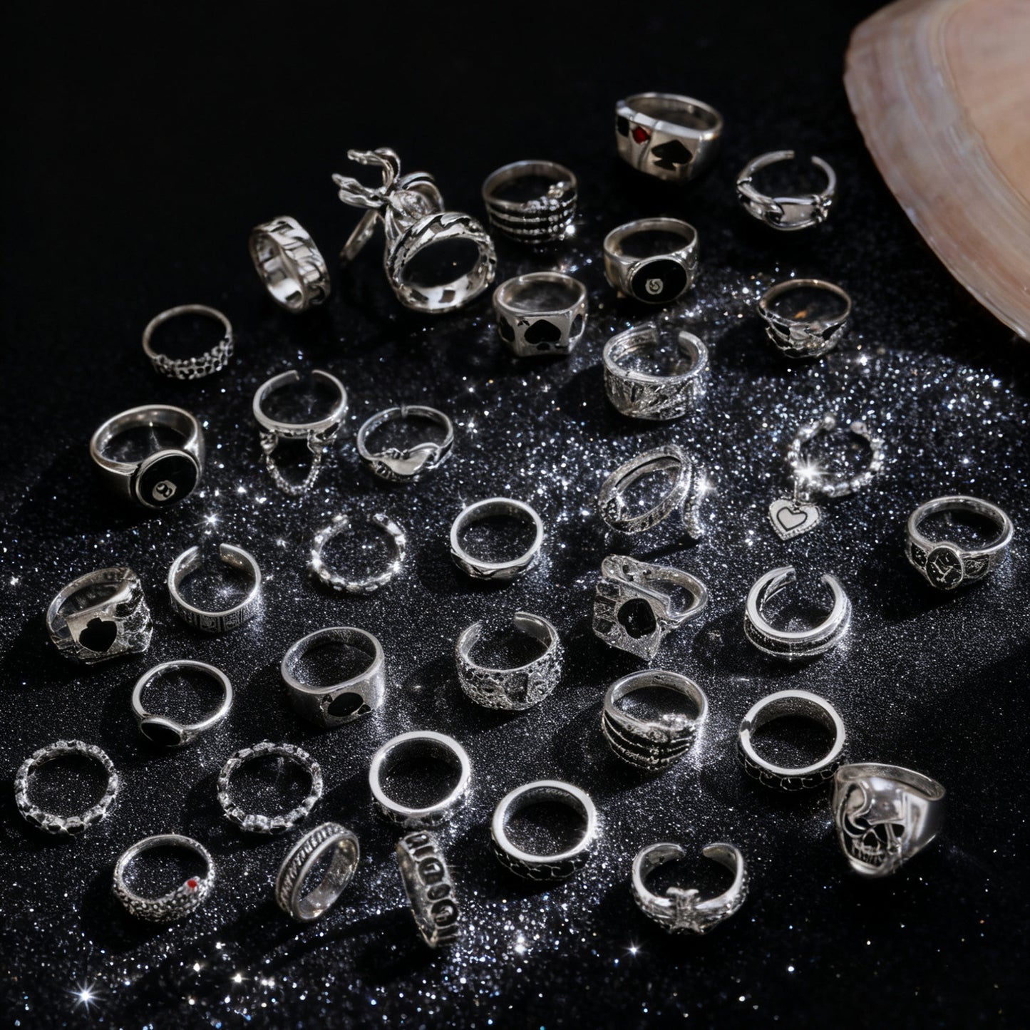 Creative Retro Dark Personality Spider Snake Bat Skull Double-headed Hip Rings