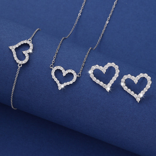Hollow Heart Ear Three-piece Suit Fashion Necklaces