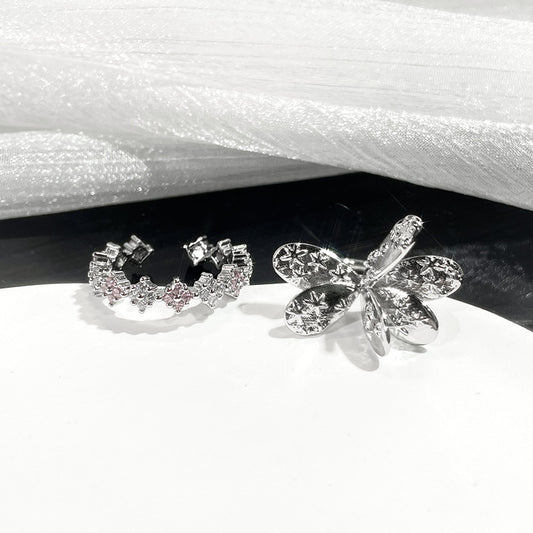 Women's Butterfly Glossy Full Rhinestone Zircon Design Rings