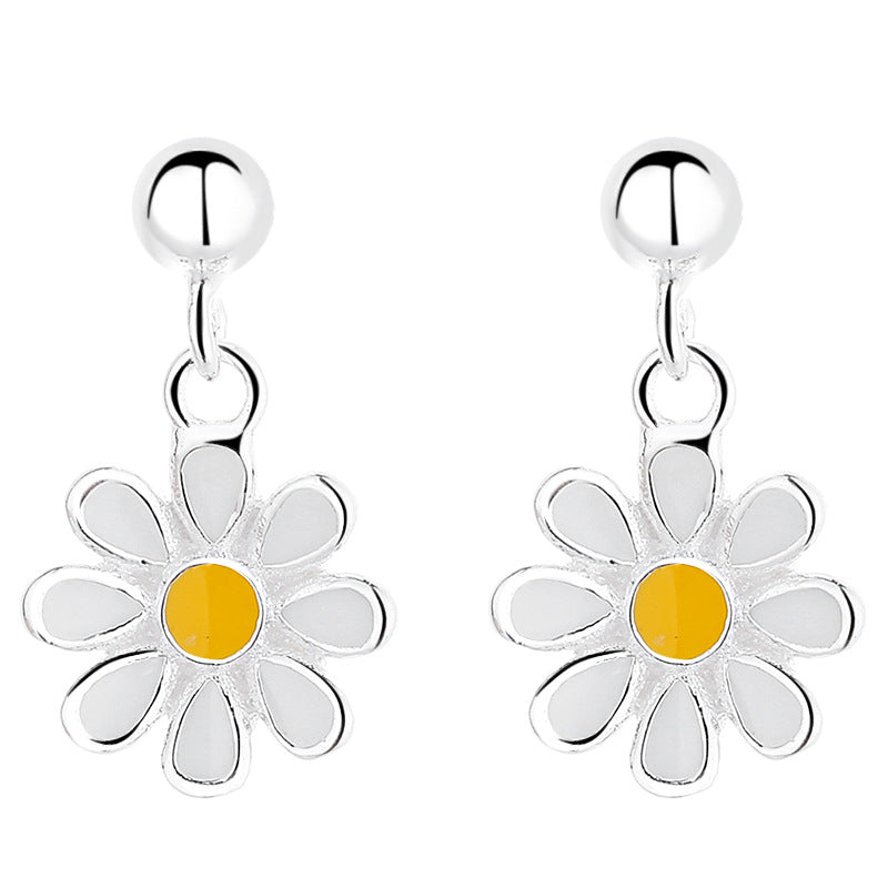 Women's Epoxy Little Daisy For Simple Temperamental Sterling Earrings