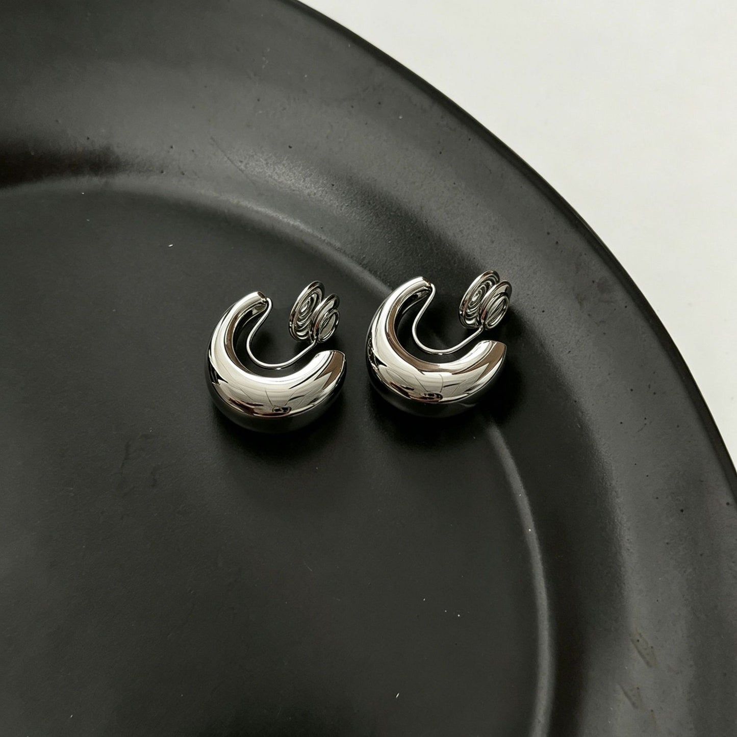 Women's Fairy Sweet Flower Earless Mosquito Coil Niche High-grade Ear Clip