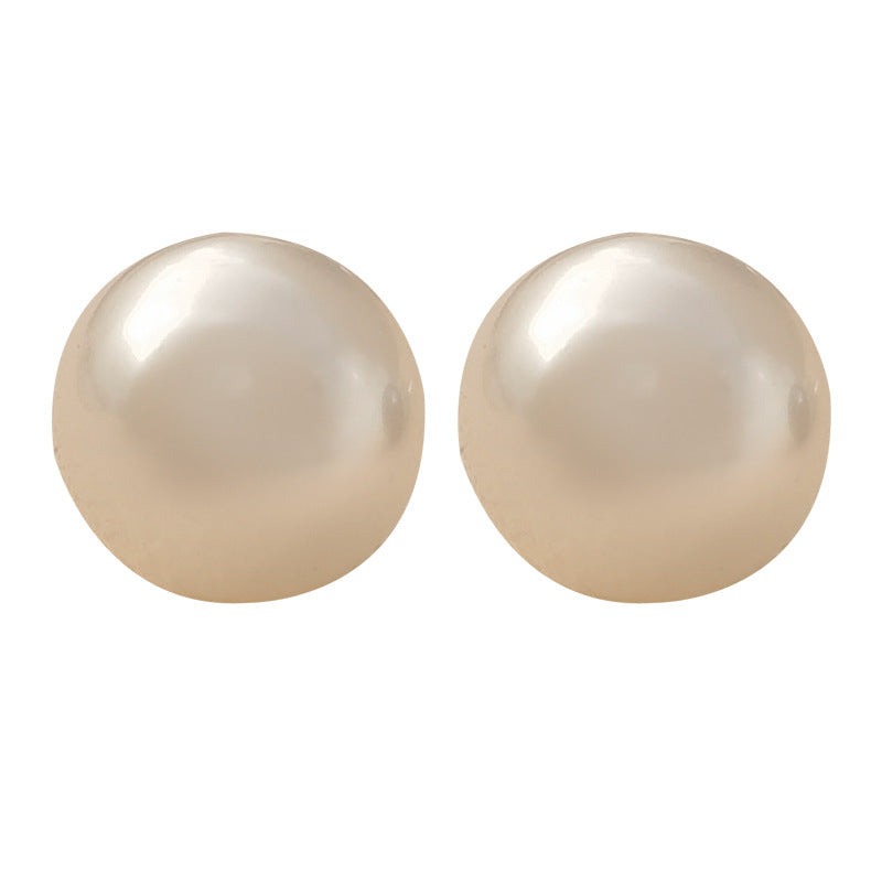 French Hepburn Style Imitation Shi Bright Pearl Female Earrings