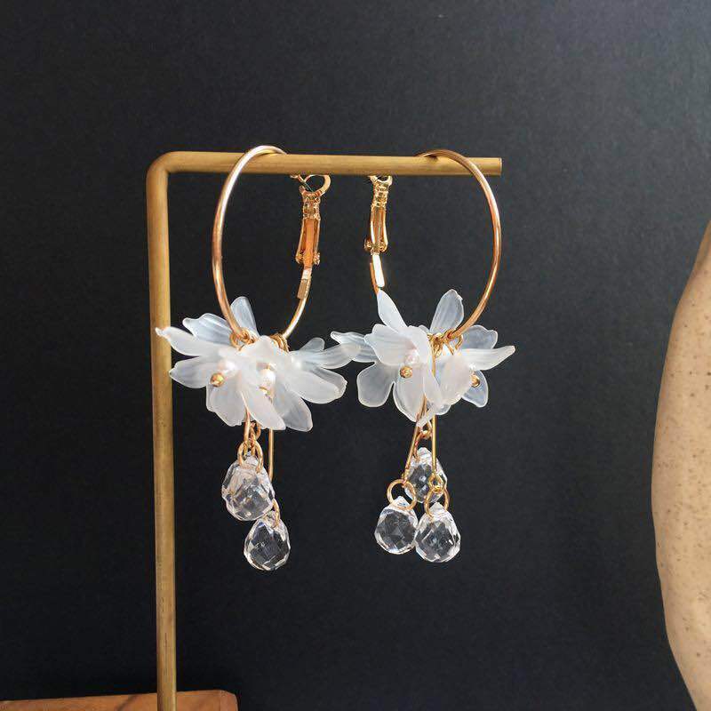 Round Personalized Crystal Small Flower Mori Earrings