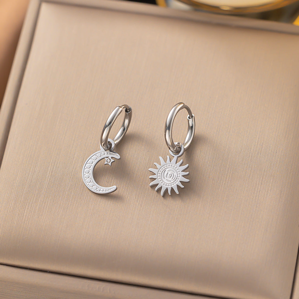 Women's Elegant Stainless Steel Starfish Chain Niche Earrings