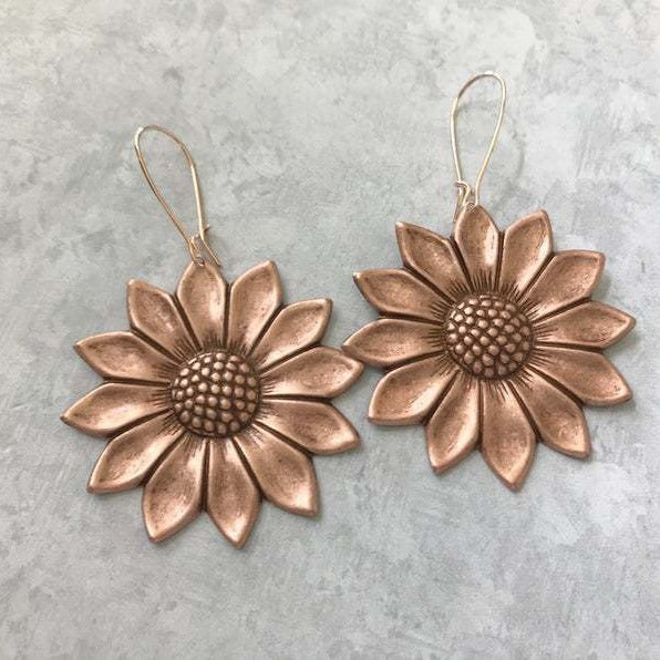 Three-dimensional Sunflower Eardrops Ancient Gold Beautiful Earrings