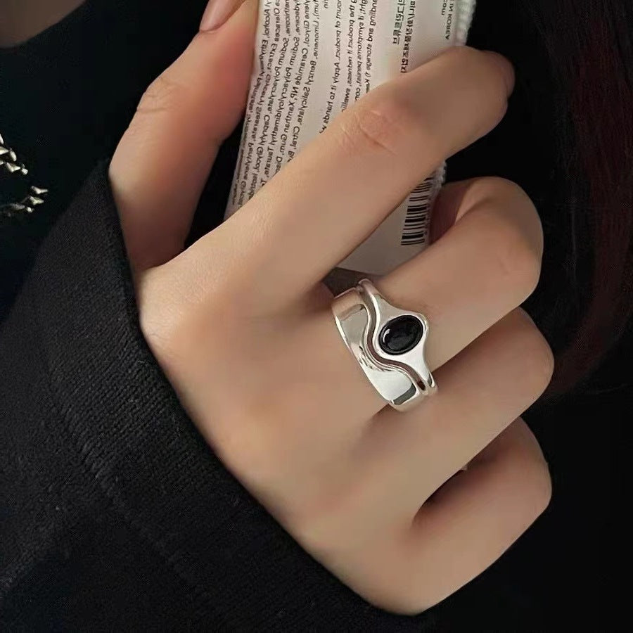Luxury Simple Black Agate Female Niche Retro Rings