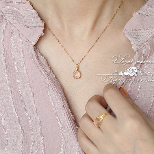 Women's Classic Retro Live Broadcast Style Pink Crystal Open Rings