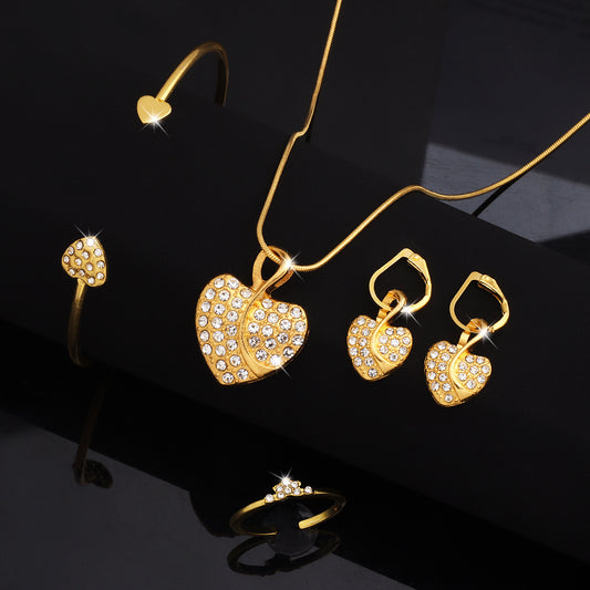 Fashion Heart-shaped Clavicle Peach Heart Wedding Necklaces