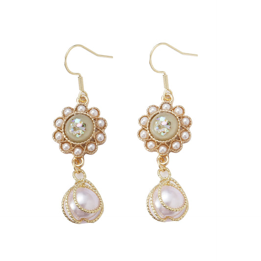 Women's Style Long Elegant Light Luxury Palace Pearl Mosquito Earrings