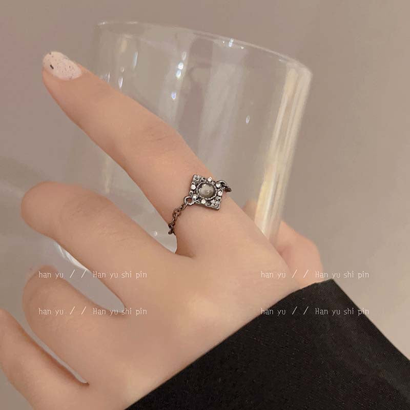 Vintage Court Style Flowers Opal Female Niche Rings