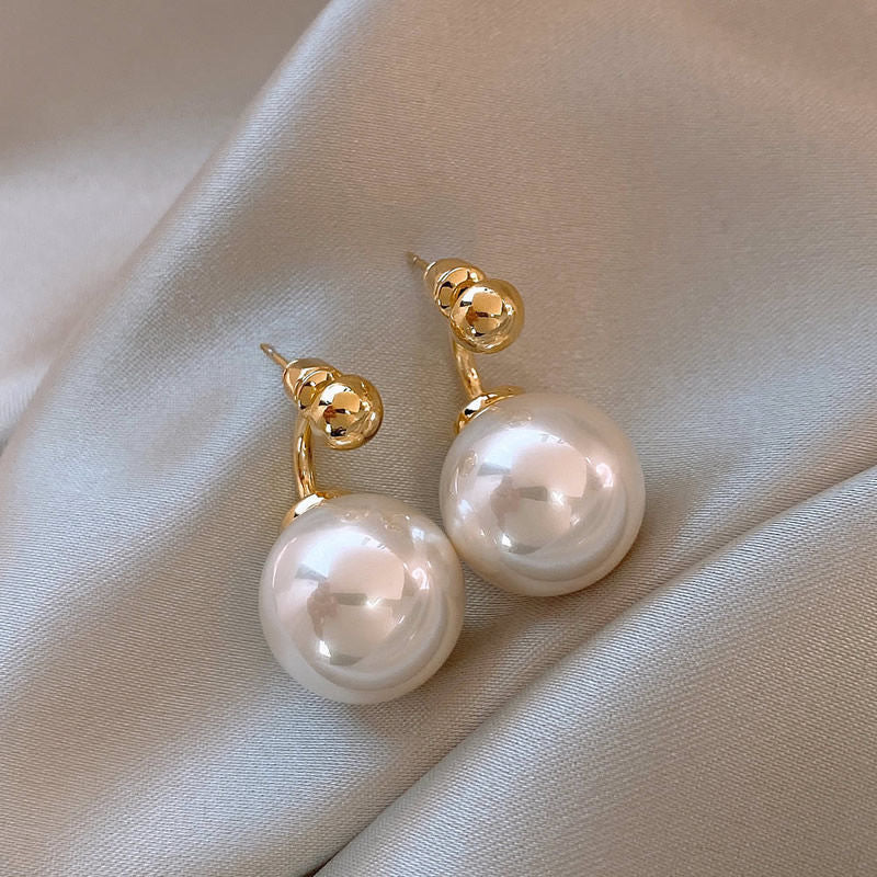 Women's High-grade Pearl French Minority Retro Affordable Earrings