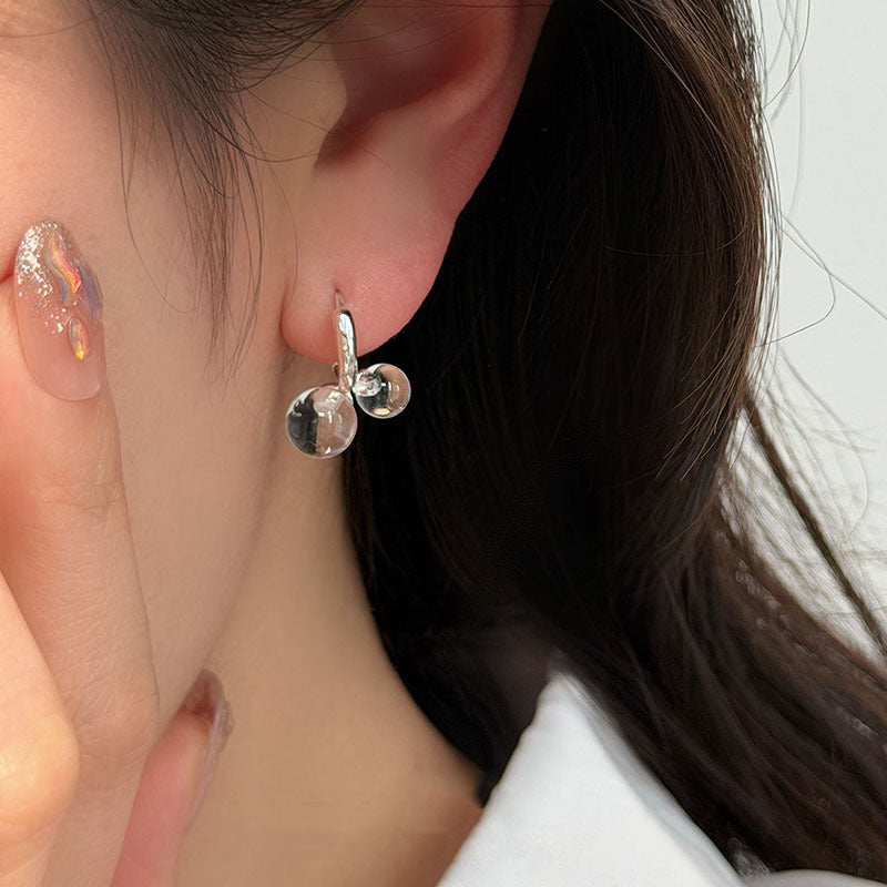 Clear White Water Summer Cool Ball Ear Clip Earrings