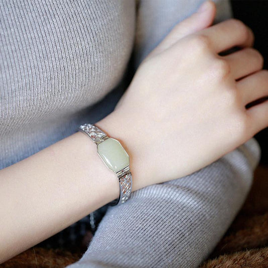 Women's Plate Sier-plated Elegant High Sense Hollow Retro National Style Bracelets