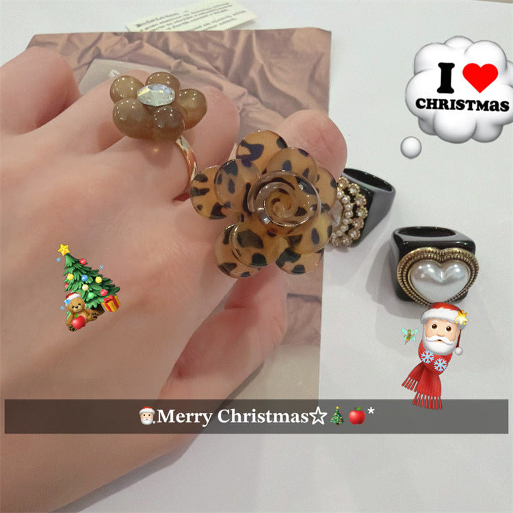 Style Black Square Alloy Love Three-dimensional Flower Ring