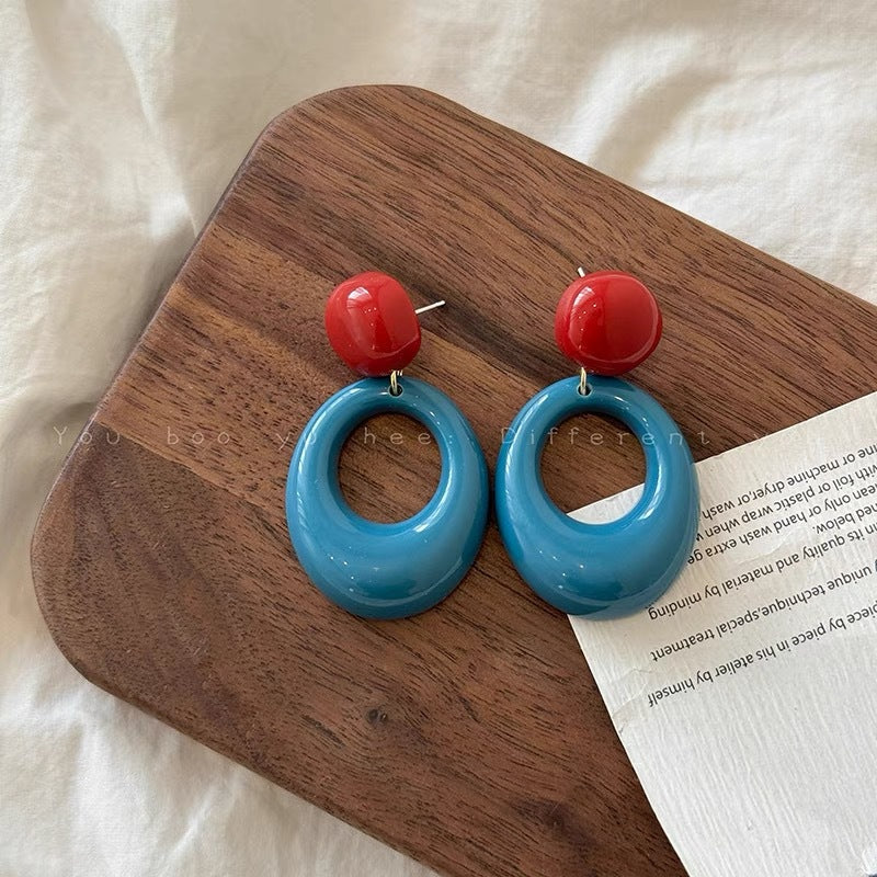 Women's Style Atmosphere Circle Contrast Vacation Blue Ear Earrings